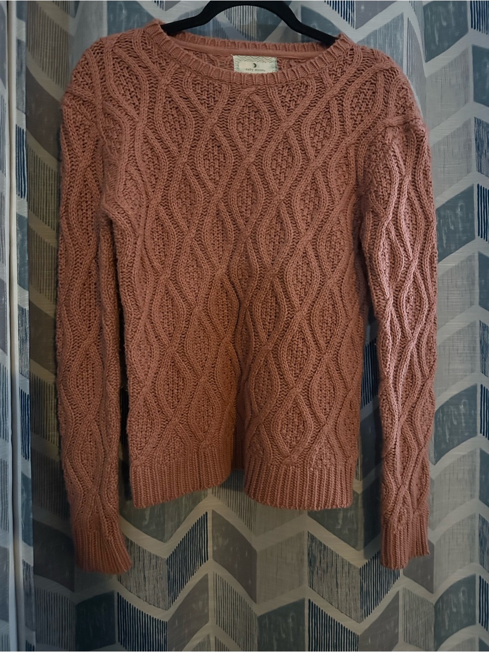 ruby moon. Pink Cable Knit Crewneck Pullover Sweater Acrylic Wool Womens M